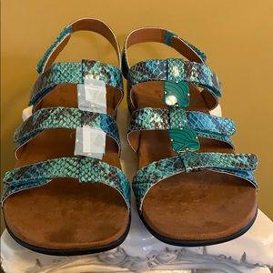 New! VIONIC Snake Skin Sandals. NEVER WORN!!!